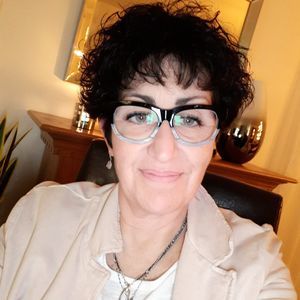 Meet your Posher, Annie